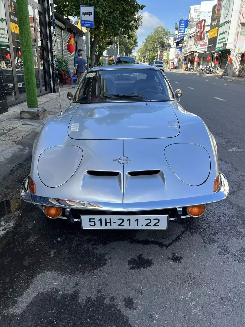 Giới chơi xe cổ lại xôn xao với chiếc Opel GT của "Qua" Vũ mới tậu- Ảnh 1.
