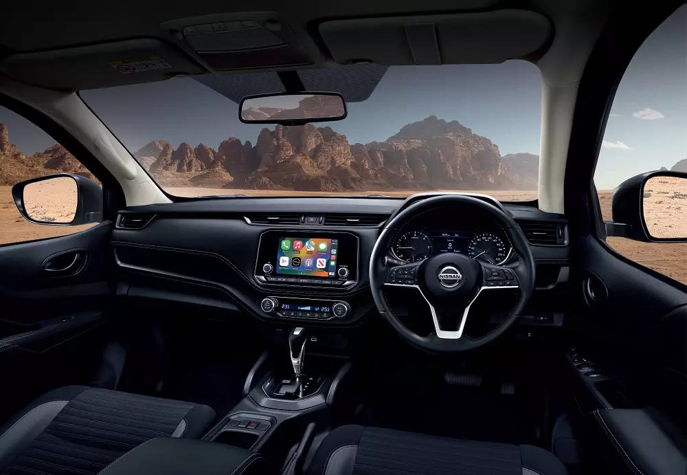 Khoang lái của Nissan Navara X-Tremer 2025 
