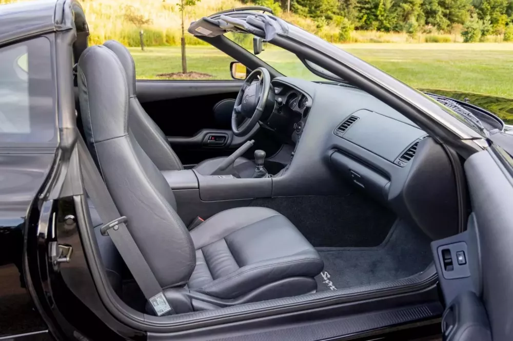 Dân chơi "trúng giá" Toyota Supra 1997 của mình sau khi chuyển nhà- Ảnh 9. Dân chơi "trúng giá" Toyota Supra 1997 của mình sau khi chuyển nhà- Ảnh 9.