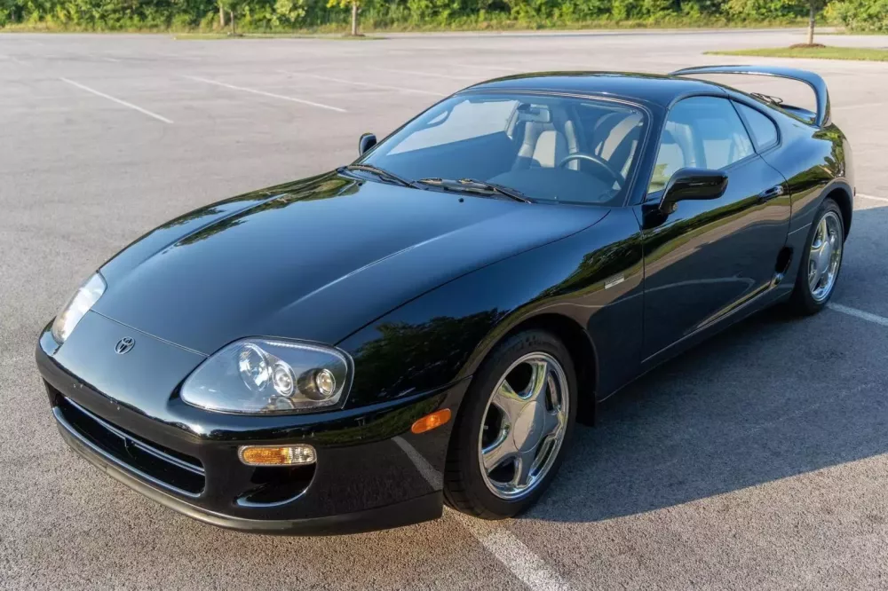 Dân chơi "trúng giá" Toyota Supra 1997 của mình sau khi chuyển nhà- Ảnh 4. Dân chơi "trúng giá" Toyota Supra 1997 của mình sau khi chuyển nhà- Ảnh 4.