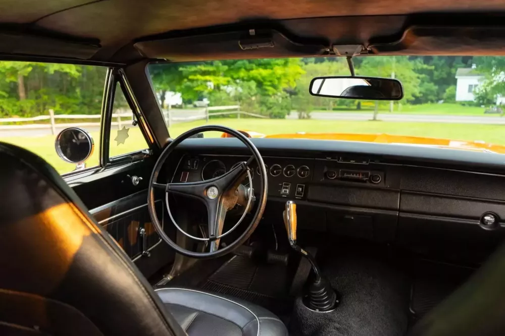 Câu chuyện về người phụ nữ lái xe Plymouth Superbird 1970 trong 40 năm trước khi qua đời- Ảnh 4. Câu chuyện về người phụ nữ lái xe Plymouth Superbird 1970 trong 40 năm trước khi qua đời- Ảnh 4.