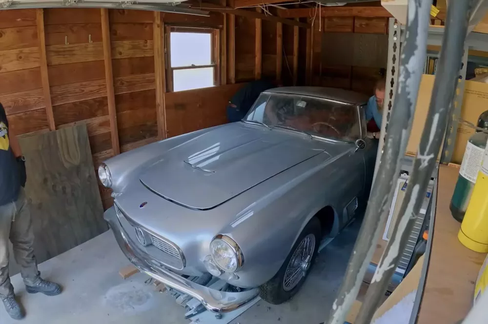 Maserati 3500 GT 1960 xuất hiện sau nhiều thập kỷ ẩn náu trong garage của chủ nhân quá cố- Ảnh 1. Maserati 3500 GT 1960 xuất hiện sau nhiều thập kỷ ẩn náu trong garage của chủ nhân quá cố- Ảnh 1.