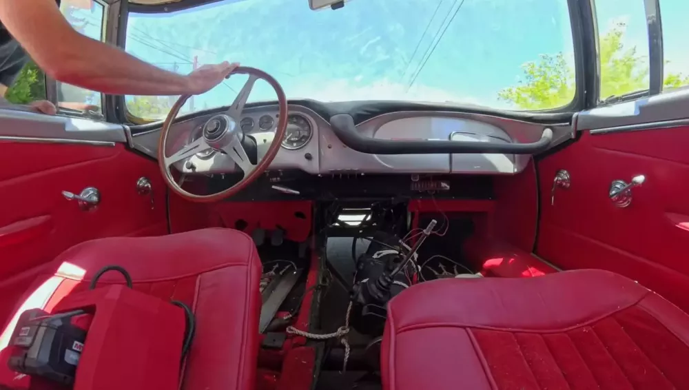 Maserati 3500 GT 1960 xuất hiện sau nhiều thập kỷ ẩn náu trong garage của chủ nhân quá cố- Ảnh 10. Maserati 3500 GT 1960 xuất hiện sau nhiều thập kỷ ẩn náu trong garage của chủ nhân quá cố- Ảnh 10.