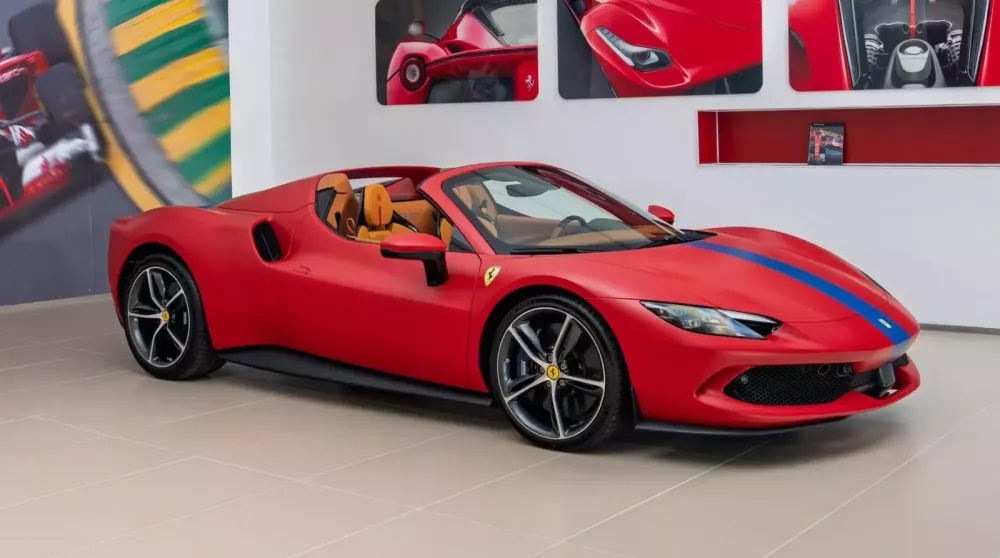 Đánh gia nhanh Ferrari 296 GTS cá nhân hóa đặc biệt tại Việt Nam: Màu sơn lạ mắt cùng gói carbon màu đỏ đắt tiền- Ảnh 12. Đánh gia nhanh Ferrari 296 GTS cá nhân hóa đặc biệt tại Việt Nam: Màu sơn lạ mắt cùng gói carbon màu đỏ đắt tiền- Ảnh 12.