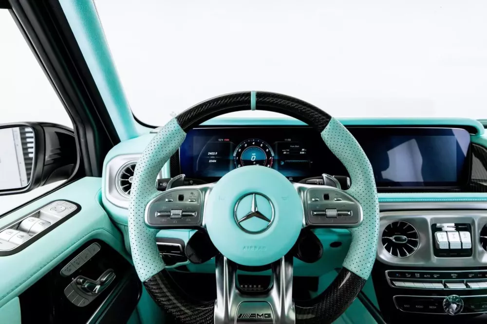 Nữ chủ xe từ chối mức giá 251.000 USD dành cho Brabus Mercedes-AMG G63 của mình vì...- Ảnh 8. Nữ chủ xe từ chối mức giá 251.000 USD dành cho Brabus Mercedes-AMG G63 của mình vì...- Ảnh 8.