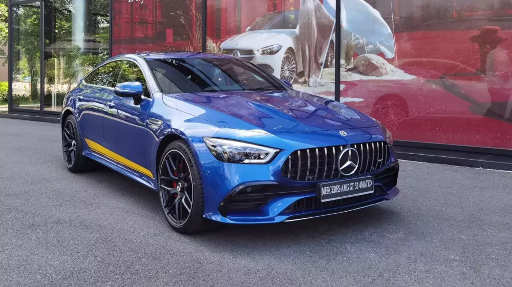 Mercedes-AMG GT 53 mới tinh giảm giá từ 6,9 tỷ đồng xuống còn hơn 3,8 tỷ đồng, quá hời rồi- Ảnh 3. Mercedes-AMG GT 53 mới tinh giảm giá từ 6,9 tỷ đồng xuống còn hơn 3,8 tỷ đồng, quá hời rồi- Ảnh 3.