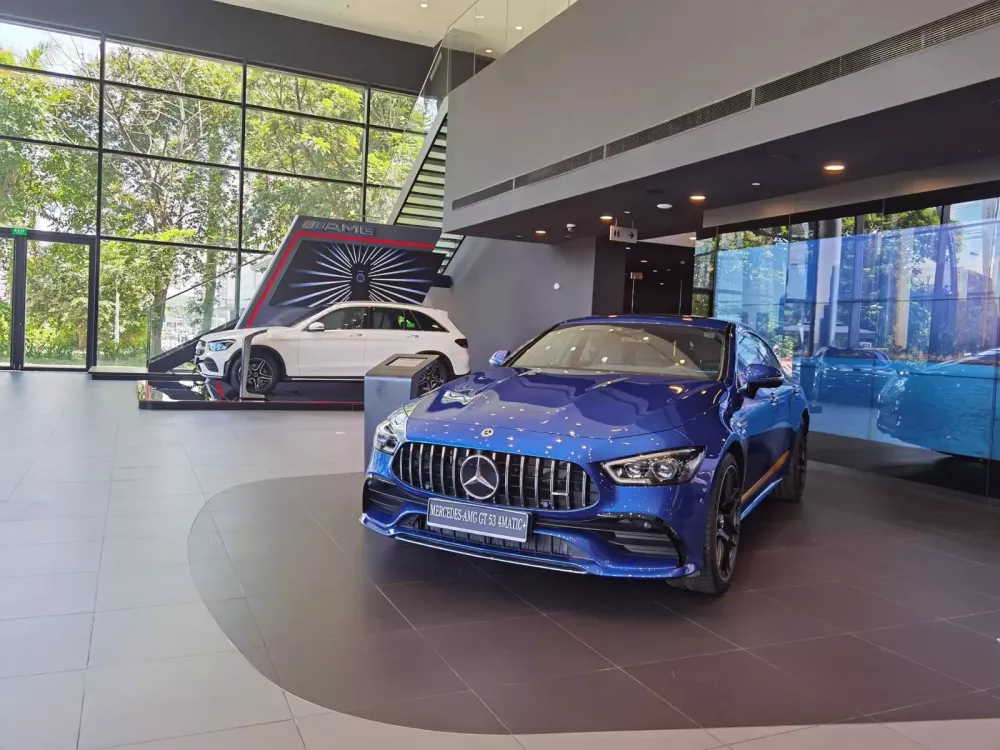 Mercedes-AMG GT 53 mới tinh giảm giá từ 6,9 tỷ đồng xuống còn hơn 3,8 tỷ đồng, quá hời rồi- Ảnh 1. Mercedes-AMG GT 53 mới tinh giảm giá từ 6,9 tỷ đồng xuống còn hơn 3,8 tỷ đồng, quá hời rồi- Ảnh 1.