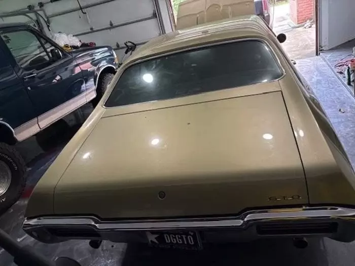 Pontiac GTO "mạ vàng" được chào bán với thông tin gây bất ngờ- Ảnh 4. Pontiac GTO "mạ vàng" được chào bán với thông tin gây bất ngờ- Ảnh 4.