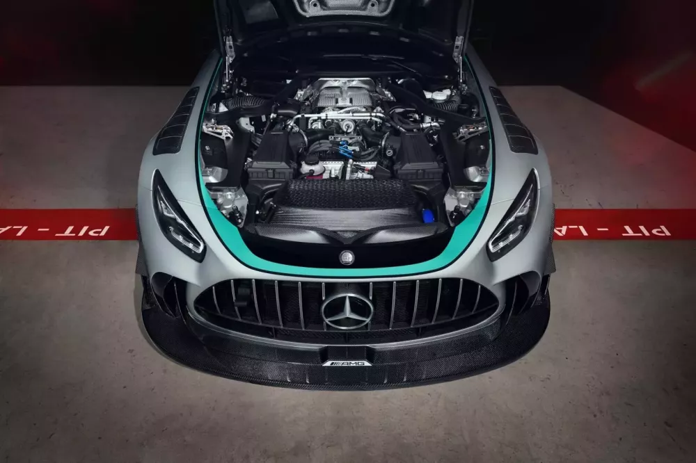 Chi tiết xe đua Mercedes-AMG GT2 Edition W16 Customer mới ra mắt- Ảnh 6. Chi tiết xe đua Mercedes-AMG GT2 Edition W16 Customer mới ra mắt- Ảnh 6.