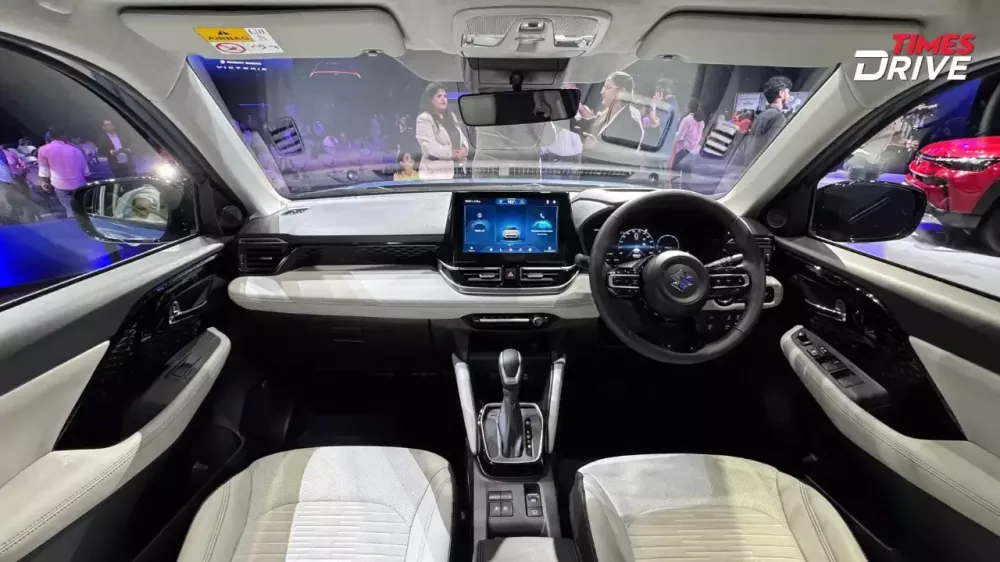 Nội thất bên trong Suzuki Victoris Nội thất bên trong Suzuki Victoris