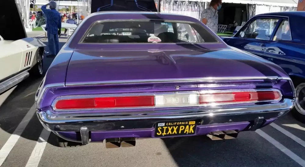 Chơi xe cổ chưa bao giờ là dễ dàng, chủ xe Dodge Challenger R/T 1970 mất 5 năm để phục chế- Ảnh 5. Chơi xe cổ chưa bao giờ là dễ dàng, chủ xe Dodge Challenger R/T 1970 mất 5 năm để phục chế- Ảnh 5.
