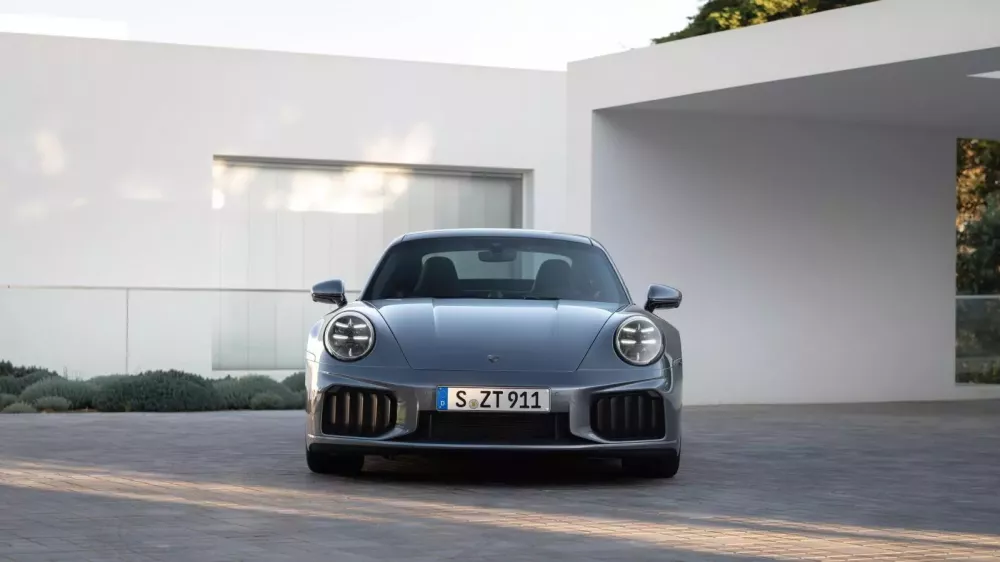 Porsche 911 Turbo S 992.2 trình làng: Tinh hoa hội tụ với công suất tận 701 mã lực- Ảnh 8. Porsche 911 Turbo S 992.2 trình làng: Tinh hoa hội tụ với công suất tận 701 mã lực- Ảnh 8.