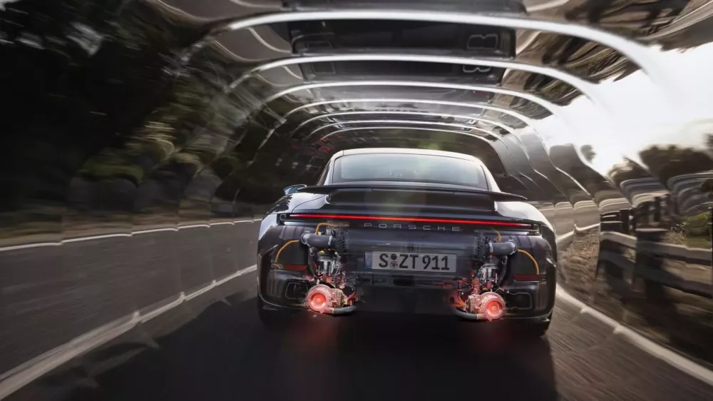 Porsche 911 Turbo S 992.2 trình làng: Tinh hoa hội tụ với công suất tận 701 mã lực- Ảnh 3. Porsche 911 Turbo S 992.2 trình làng: Tinh hoa hội tụ với công suất tận 701 mã lực- Ảnh 3.