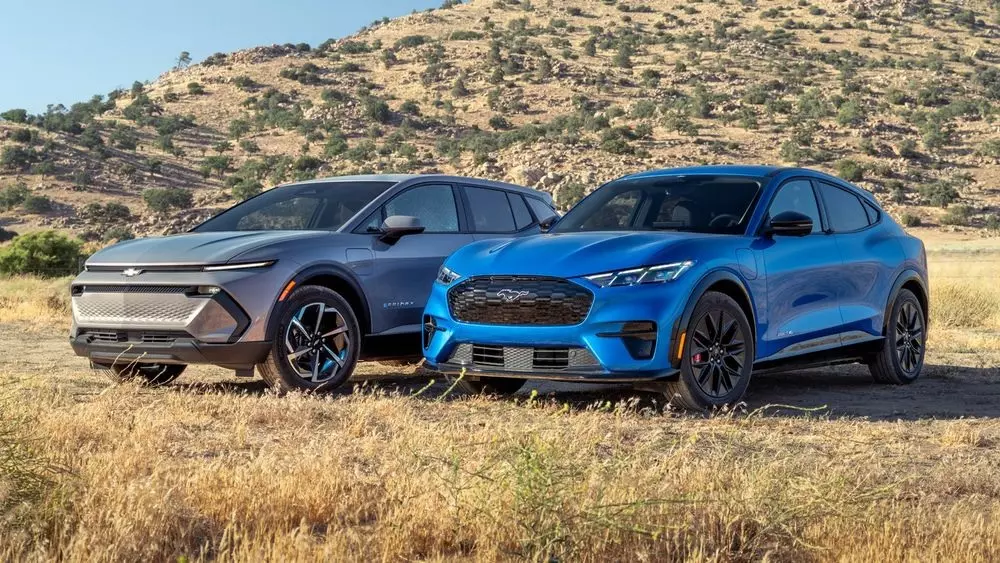 Không phải Toyota hay Honda, GM và Ford mới là 2 hãng ô tô có nhiều khách hàng trung thành nhất