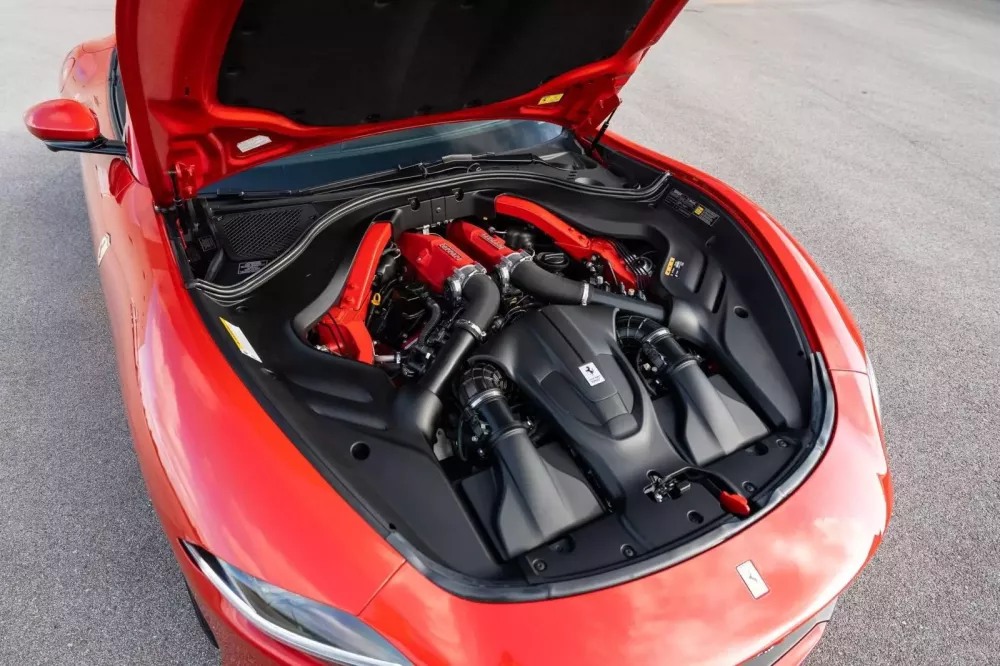 Ferrari Roma Spider không thú vị như bạn tưởng, ít nhất là trong mắt người đàn ông này- Ảnh 12. Ferrari Roma Spider không thú vị như bạn tưởng, ít nhất là trong mắt người đàn ông này- Ảnh 12.