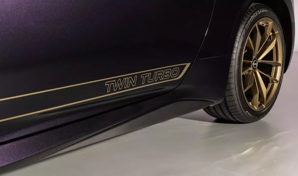 Nissan Z 2026 trở nên 'cổ điển' với gói Heritage giá 77 triệu đồng, bao gồm cả màu tím Midnight- Ảnh 6. Nissan Z 2026 trở nên 'cổ điển' với gói Heritage giá 77 triệu đồng, bao gồm cả màu tím Midnight- Ảnh 6.