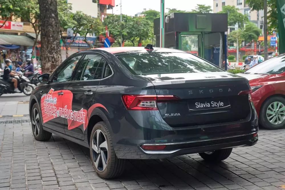 Skoda Slavia: &ldquo;t&acirc;n binh&rdquo; sedan hạng B liệu c&oacute; l&agrave;m n&ecirc;n chuyện?- Ảnh 4.