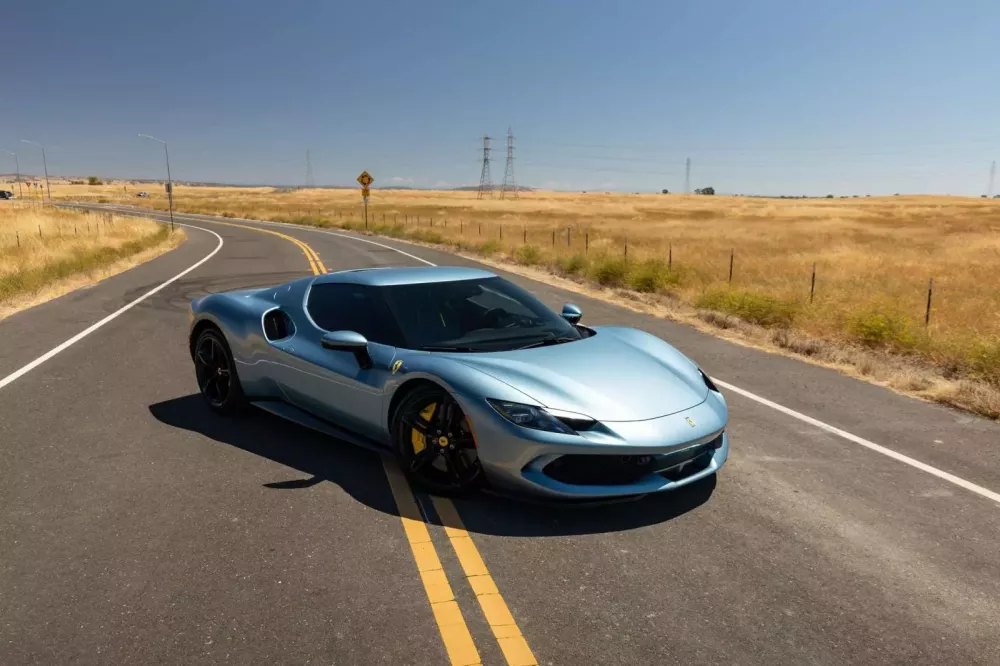 Xe hybrid của Ferrari không tốt như khách hàng mong đợi?- Ảnh 2. Xe hybrid của Ferrari không tốt như khách hàng mong đợi?- Ảnh 2.