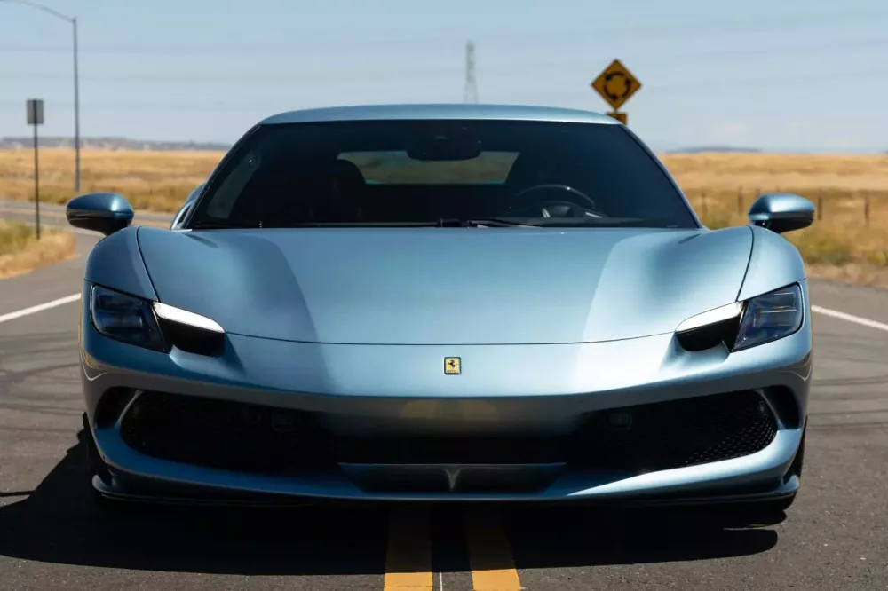 Xe hybrid của Ferrari không tốt như khách hàng mong đợi?- Ảnh 1. Xe hybrid của Ferrari không tốt như khách hàng mong đợi?- Ảnh 1.