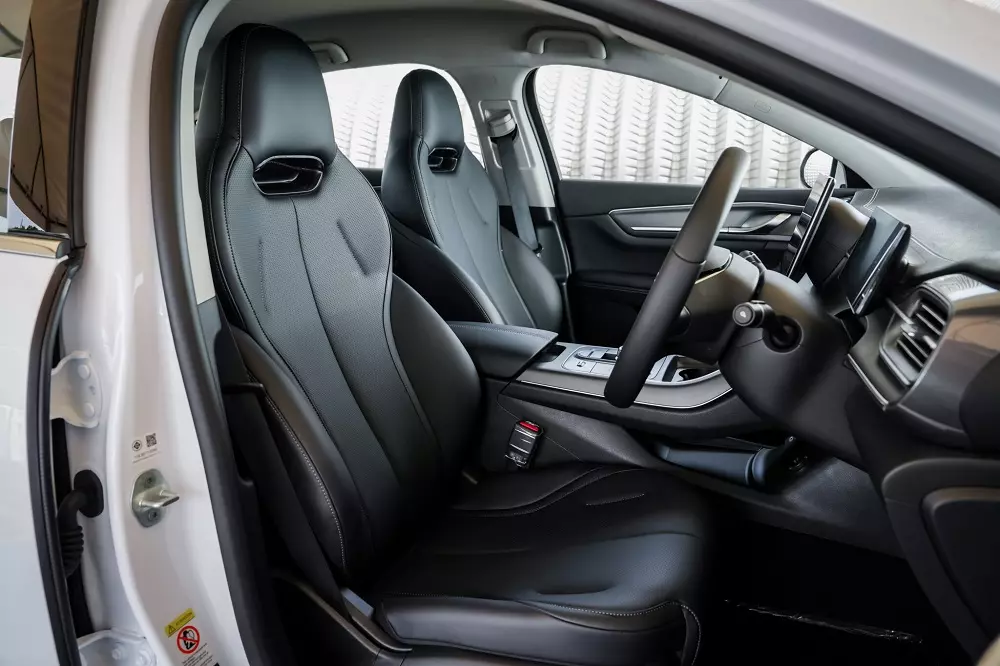 Hàng ghế trước của BYD Seal 5 