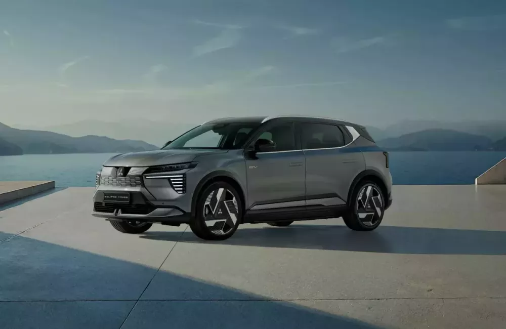 Mitsubishi Eclipse Cross EV chạy được 600 km sau khi sạc đầy pin