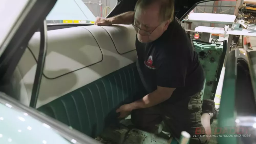 Câu chuyện về món quà Buick Roadmaster mui trần 1956 của con rể dành tặng bố vợ- Ảnh 3.