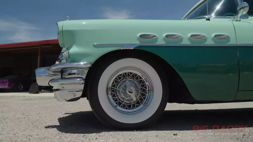 Câu chuyện về món quà Buick Roadmaster mui trần 1956 của con rể dành tặng bố vợ- Ảnh 7.