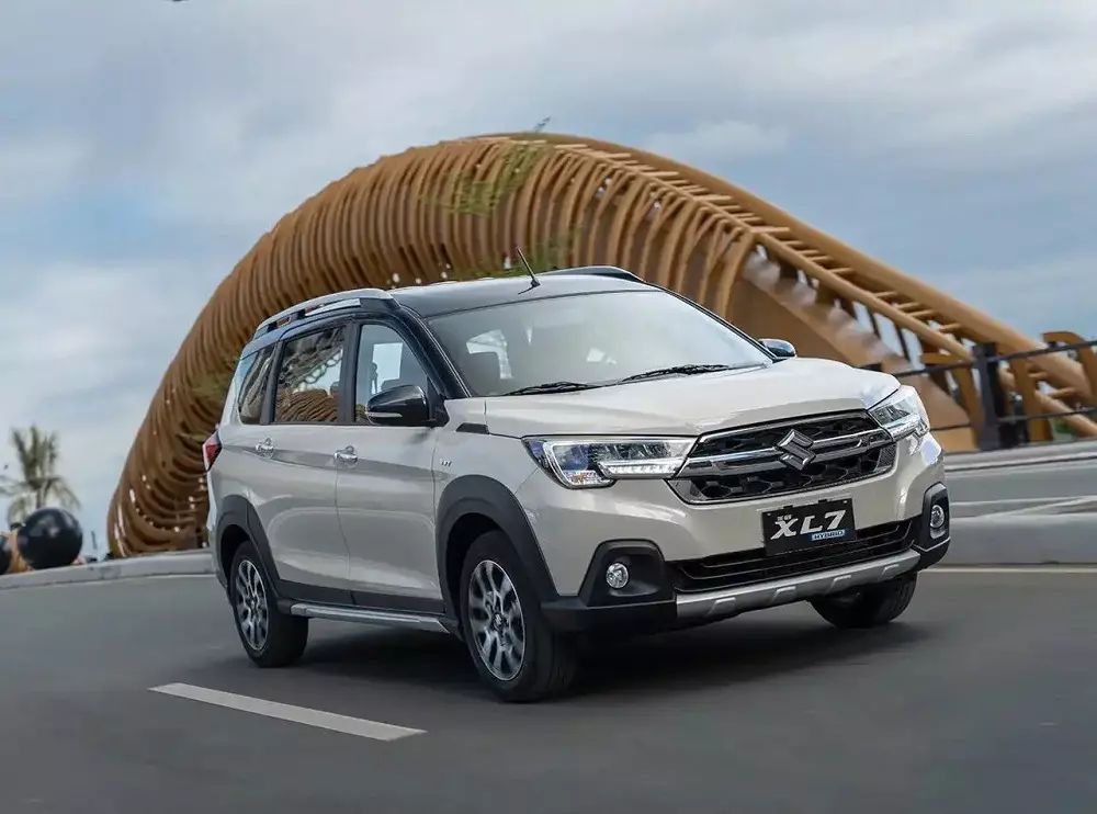 Suzuki XL7