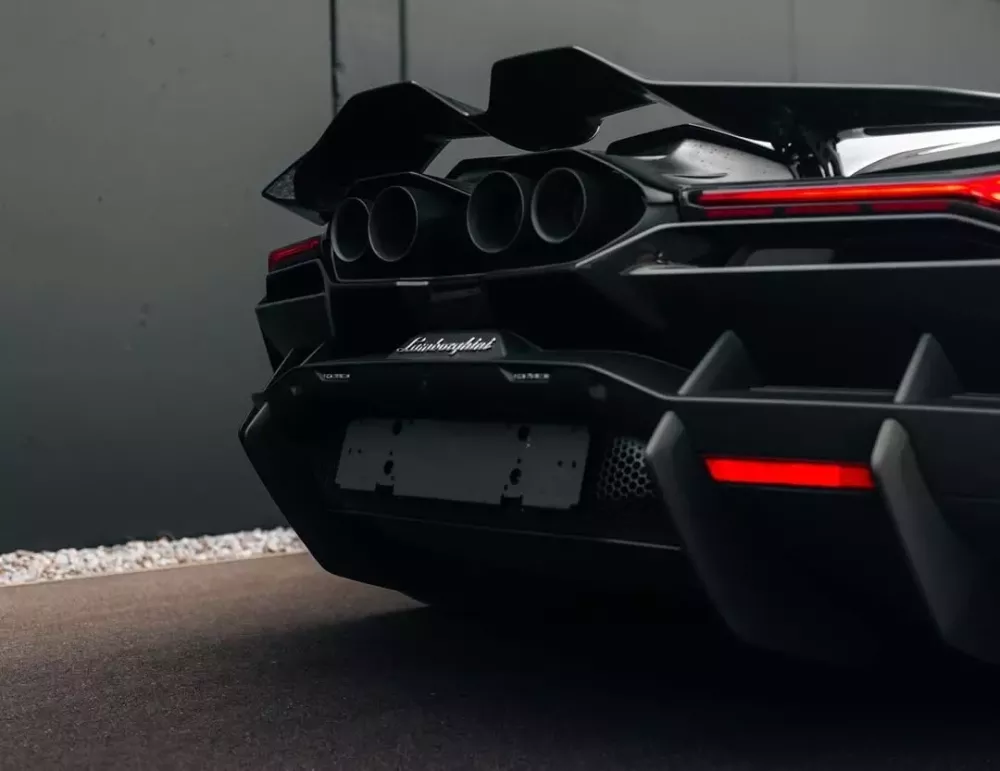 Novitec mang đến gói độ mới cho Lamborghini Revuelto- Ảnh 3.