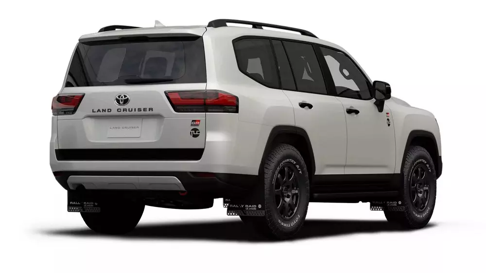 Toyota Land Cruiser Rally Raid được cải tiến cả hệ thống treo