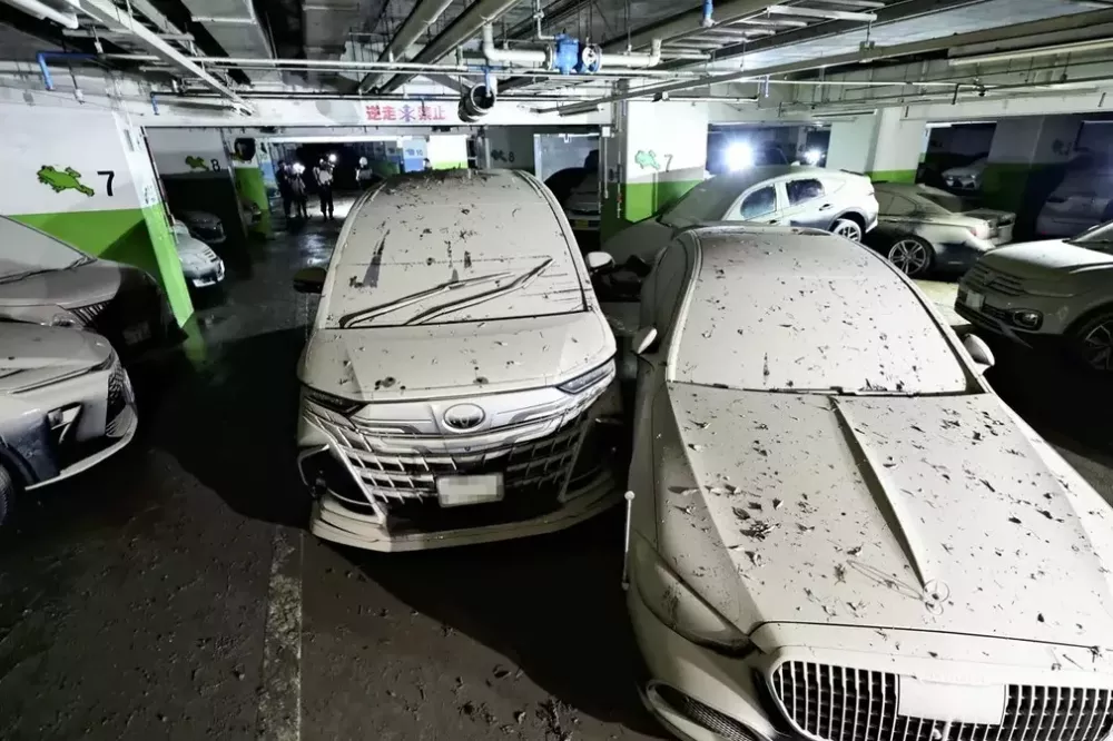 C&oacute; tổng cộng 274 chiếc &ocirc; t&ocirc; bị hỏng ho&agrave;n to&agrave;n