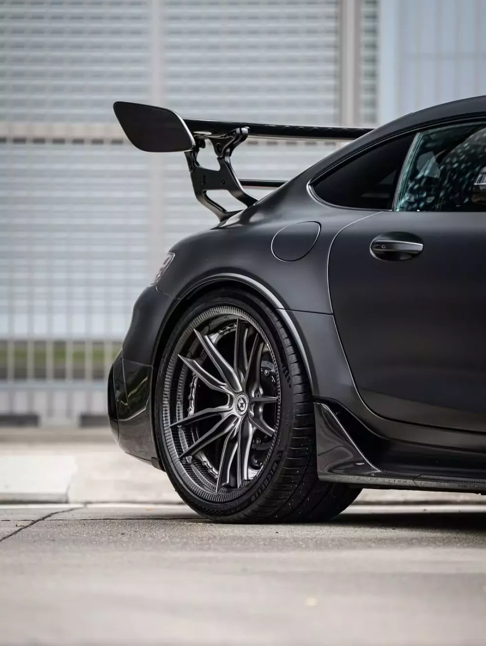 Ngắm nhìn Mercedes-AMG GT Black Series mà "Qua" Vũ đang còn thiếu trong bộ sưu tập xe Mer khủng- Ảnh 2.