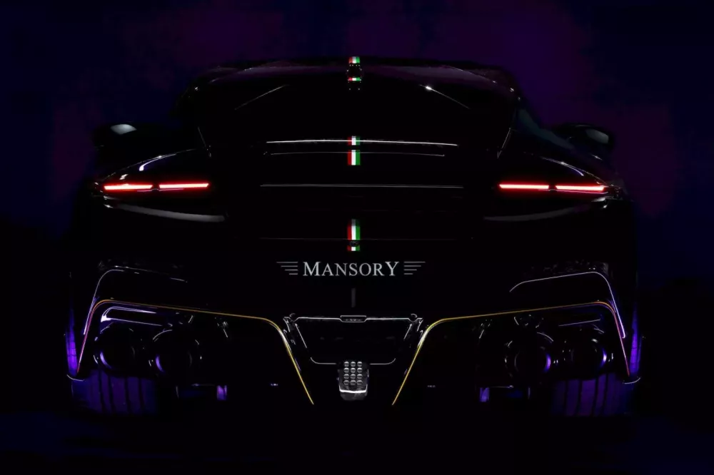 Chi tiết si&ecirc;u xe Ferrari 12Cilindri được độ ho&agrave;n to&agrave;n đầu ti&ecirc;n tr&ecirc;n thế giới, Mansory đ&uacute;ng l&agrave; bậc thầy độ xe- Ảnh 3.