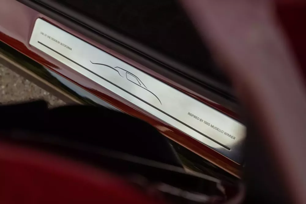 Cận cảnh Ferrari 296 GTS lấy cảm hứng từ chiếc xe đua huyền thoại 250 LM mang số 124- Ảnh 15.