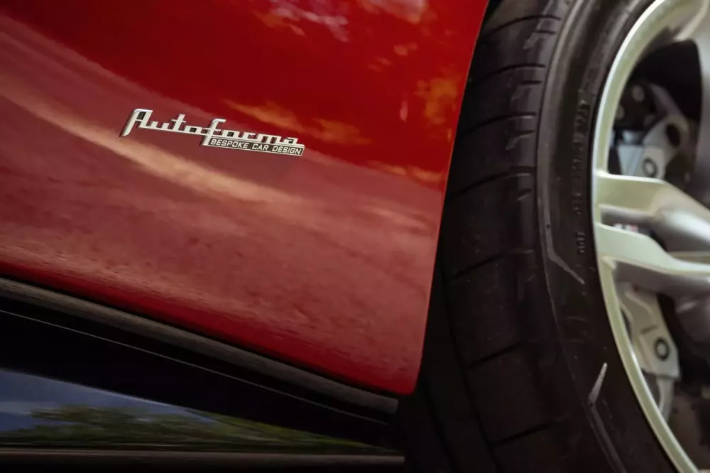 Cận cảnh Ferrari 296 GTS lấy cảm hứng từ chiếc xe đua huyền thoại 250 LM mang số 124- Ảnh 18.