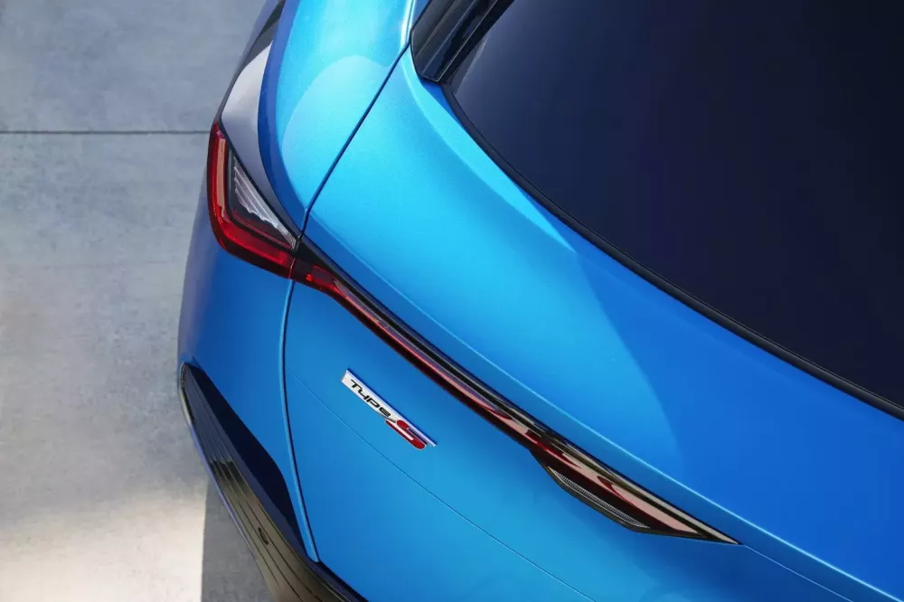 Acura ngừng sản xuất mẫu xe này chỉ sau một năm ra mắt- Ảnh 6. Acura ngừng sản xuất mẫu xe này chỉ sau một năm ra mắt- Ảnh 6.