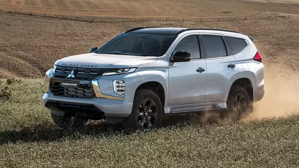 Mitsubishi Pajero Sport phiên bản mới nhất Mitsubishi Pajero Sport phiên bản mới nhất