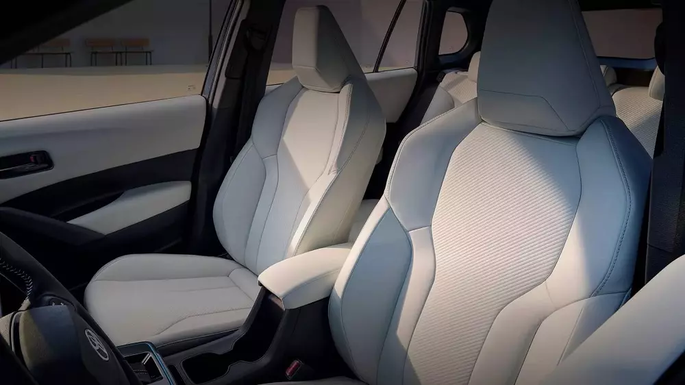 Ghế trước của Toyota Frontlander 2026