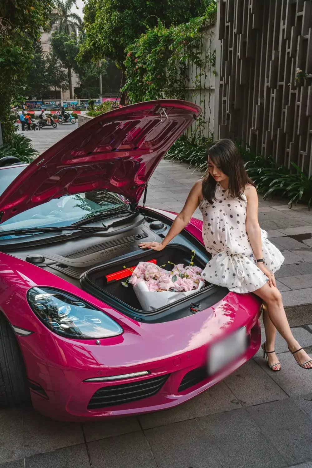 Cô chủ tiệm bánh ở Hà Nội tậu Porsche 718 Boxster Style Edition mới tinh- Ảnh 6.