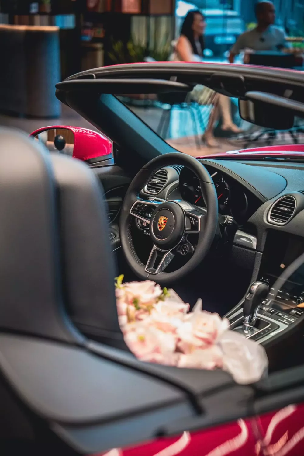 Cô chủ tiệm bánh ở Hà Nội tậu Porsche 718 Boxster Style Edition mới tinh- Ảnh 5.