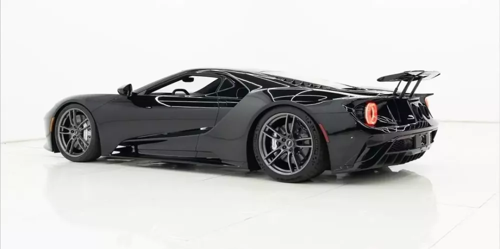 Ford GT sản xuất 2018 hoàn toàn mới đang tìm chủ nhân với mức giá bất ngờ- Ảnh 3.