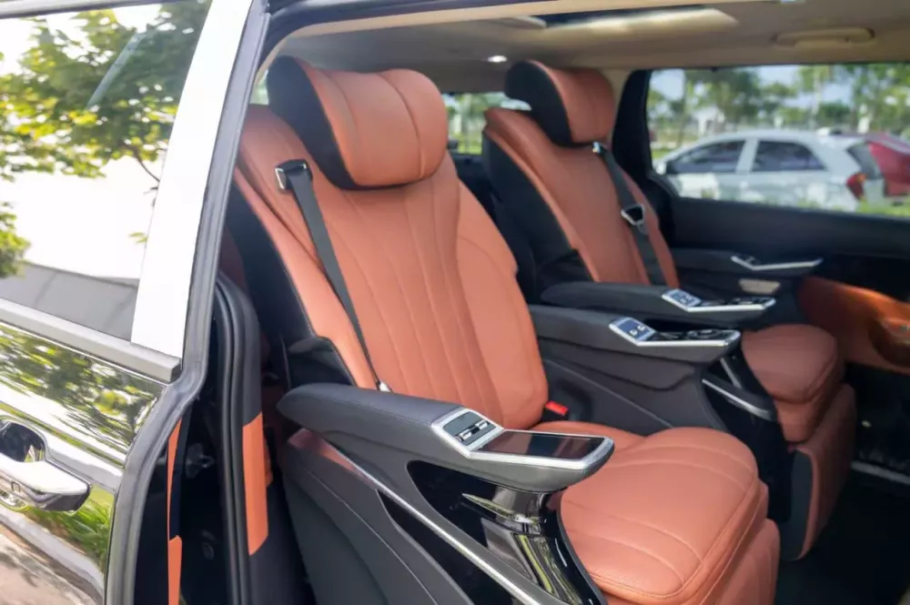 Kia Carnival HEV ở Việt Nam có thêm 2 ghế VIP phía sau, đủ tính năng sưởi, làm mát và massage Kia Carnival HEV ở Việt Nam có thêm 2 ghế VIP phía sau, đủ tính năng sưởi, làm mát và massage