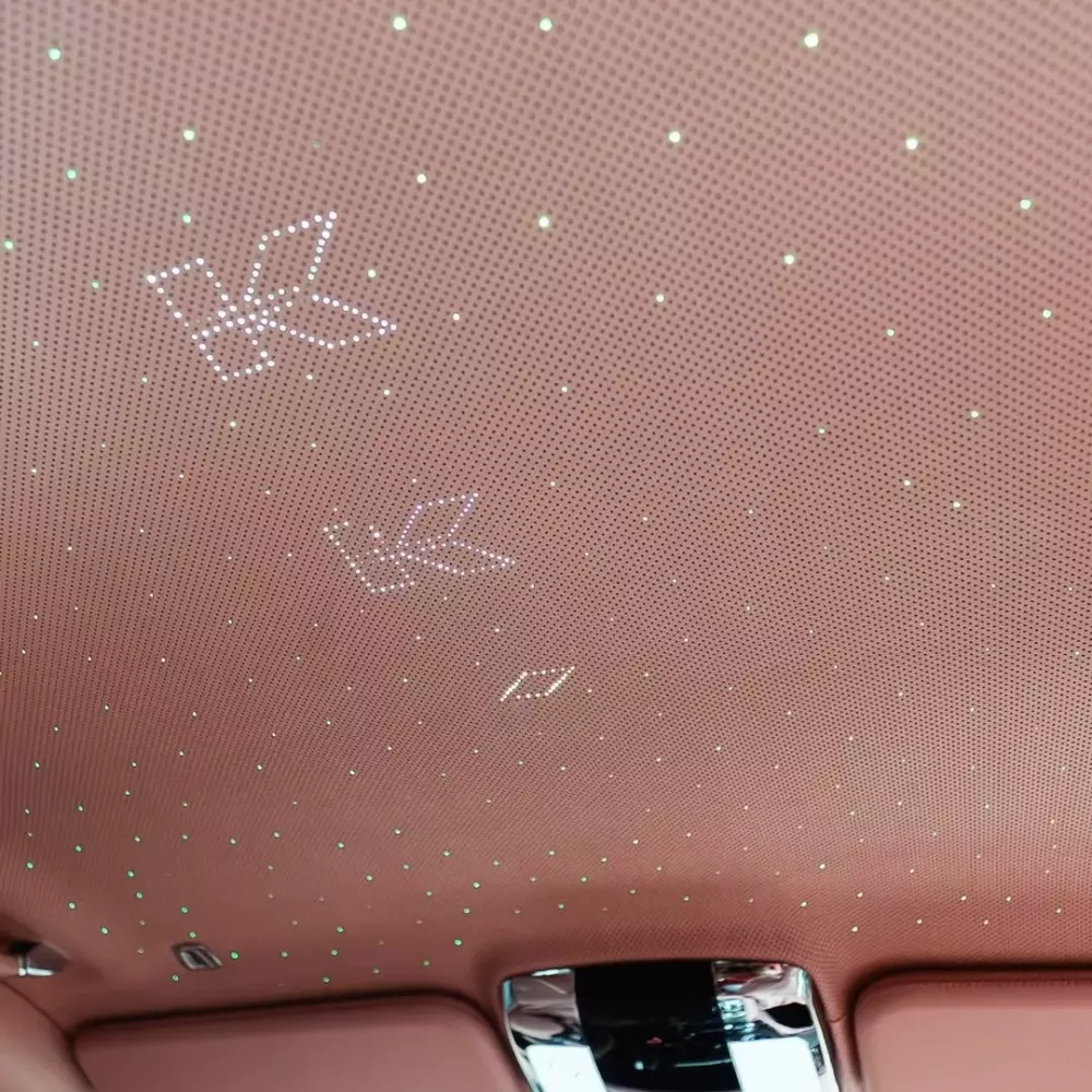 Hãng độ Keyvany lại gây chú ý với "bạch mã" Rolls-Royce Cullinan Series II- Ảnh 10. Hãng độ Keyvany lại gây chú ý với "bạch mã" Rolls-Royce Cullinan Series II- Ảnh 10.