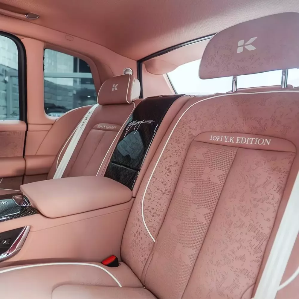 Hãng độ Keyvany lại gây chú ý với "bạch mã" Rolls-Royce Cullinan Series II- Ảnh 11. Hãng độ Keyvany lại gây chú ý với "bạch mã" Rolls-Royce Cullinan Series II- Ảnh 11.