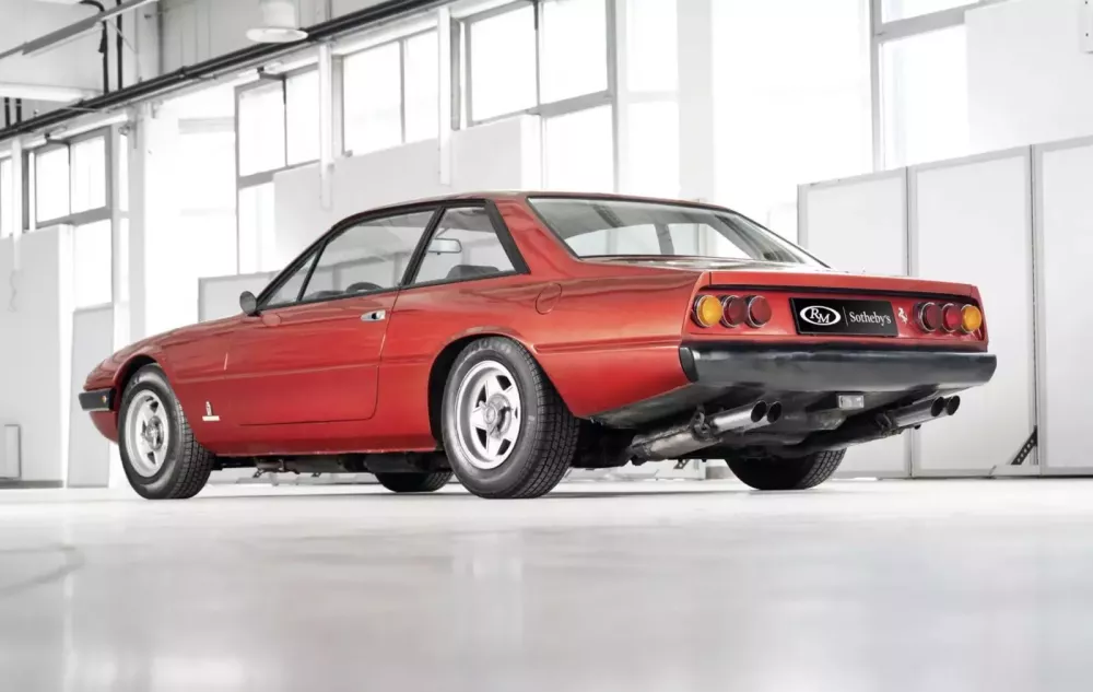 Cận cảnh Ferrari 365 GT4 1973 thuộc sở hữu của nhà vô địch F1 Niki Lauda- Ảnh 3. Cận cảnh Ferrari 365 GT4 1973 thuộc sở hữu của nhà vô địch F1 Niki Lauda- Ảnh 3.