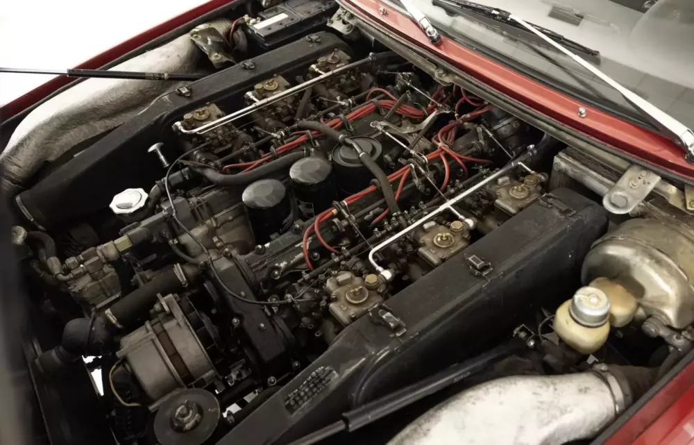 Cận cảnh Ferrari 365 GT4 1973 thuộc sở hữu của nhà vô địch F1 Niki Lauda- Ảnh 9. Cận cảnh Ferrari 365 GT4 1973 thuộc sở hữu của nhà vô địch F1 Niki Lauda- Ảnh 9.