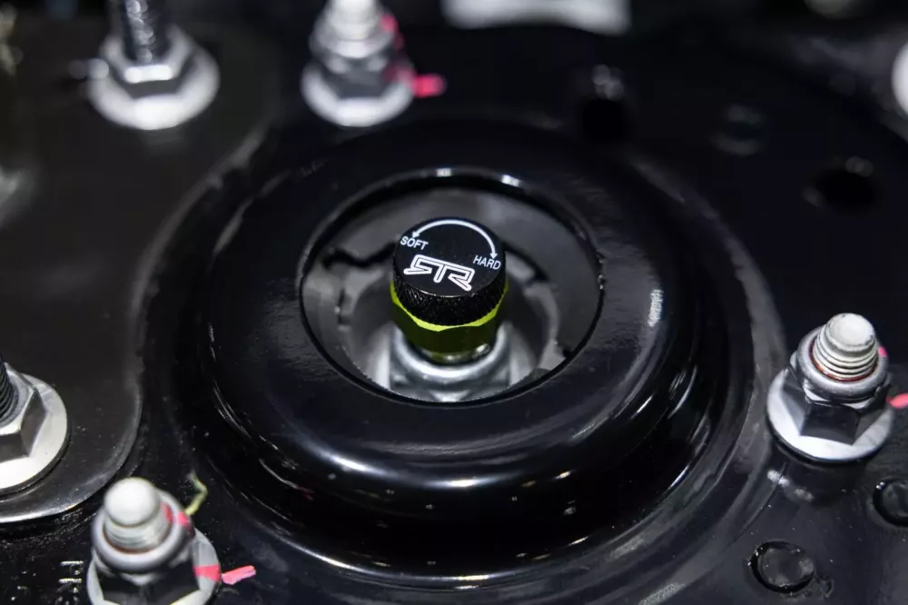 Chi tiết xe Ford Mustang S650 lắp động cơ V8 công suất 870 mã lực- Ảnh 11. Chi tiết xe Ford Mustang S650 lắp động cơ V8 công suất 870 mã lực- Ảnh 11.