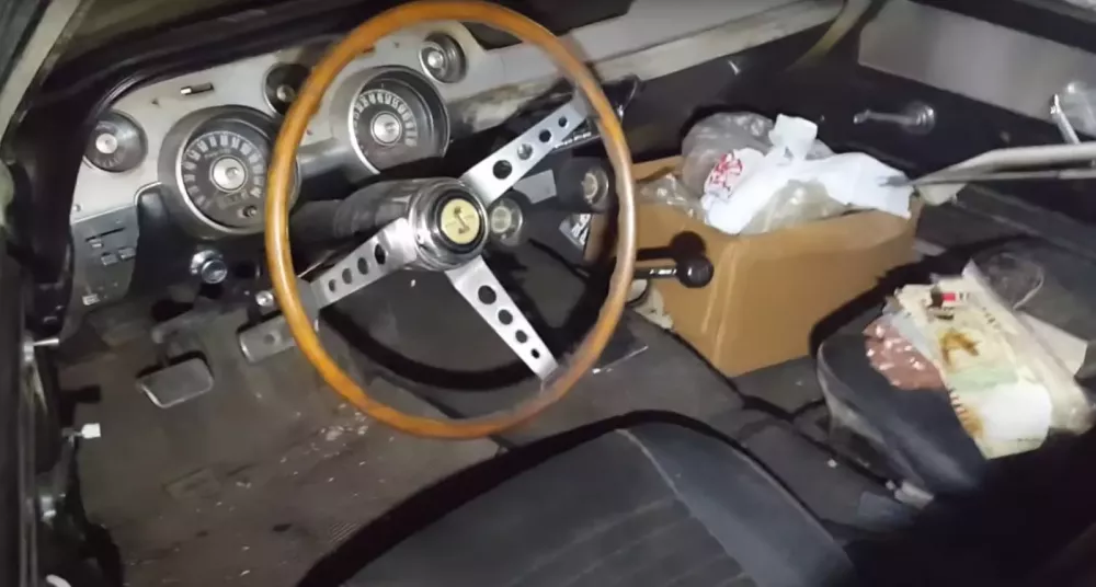 Ph&aacute;t hiện "rắn hổ mang" Shelby GT500 1967 bị bỏ qu&ecirc;n trong nh&agrave; kho hơn 38 năm- Ảnh 10.