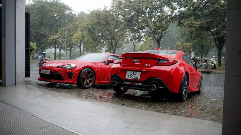 Cường "Đô-la" tậu xe Subaru BRZ số sàn, làm cặp với Toyota 86 đã mua đầu năm nay- Ảnh 1.