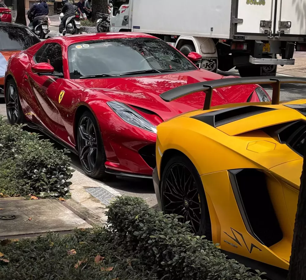 Sướng mắt với dàn siêu xe cực khủng của những người yêu xe ở TP.HCM- Ảnh 3. Sướng mắt với dàn siêu xe cực khủng của những người yêu xe ở TP.HCM- Ảnh 3.